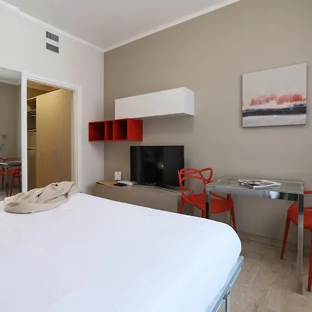 Apartman Contempora - Elvezia Park - Studio With Balcony - E31 Milánó